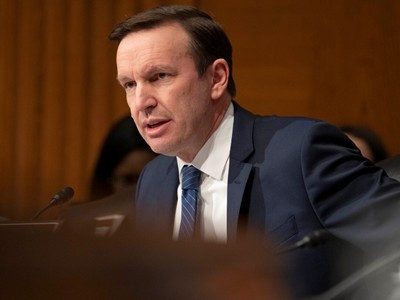 Сенатор США: Иран не был близок к созданию ядерного оружия и не представлял угрозы