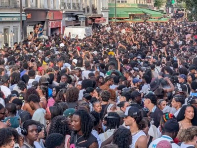 In France, more than 140 people report being injected with syringes at a music festival