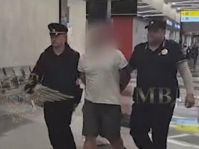 В аэропорту Шереметьево у мужчины, бросившего об пол 2-летнего ребенка, обнаружили наркотики