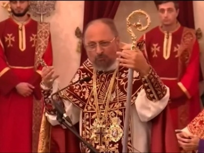 Патриарх Константинопольский поучает армян и считает нападки властей Армении на ААЦ «туманом»