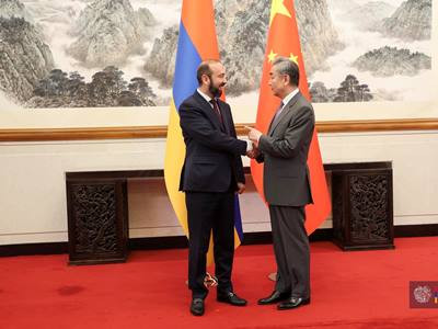 Armenia, China FMs' meeting kicks off in Beijing
