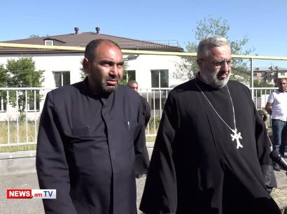 Միքայել Սրբազանը հոգեւոր առաջնորդ է, վարչապետից էլ բարձր է. հոգեւորականները դժգոհ են որոշումից