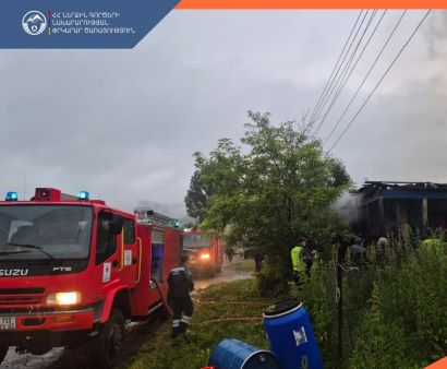 Պրիվոլնոյե գյուղում այրվել է տան տանիք