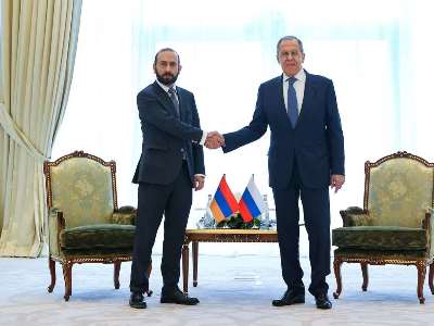 FM calls on Russia counterpart not to interfere in Armenia internal affairs
