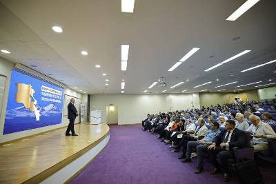 «Հրապարակ». Բոյկոտել են Փաշինյանի ելույթը