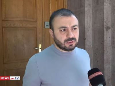 Դեմ ենք տրանսպորտի թանկացումը բոյկոտողներին տուգանելուն. ակցիա ԱԺ–ի մոտ (ուղիղ)