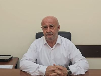 Միքայել Սրբազանն իրավունք չունի հրաժարվել վարչապետի թեկնածու լինելուց. խի՞ պիտի դու վախենաս. Աղազարյանը հույսը չի կտրել
