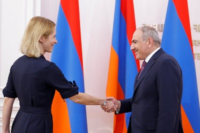 «Փաստ». Ո՞ւմ են ուղղված «եվրոպական» մեսիջները, և ինչի՞ է պատրաստ Փաշինյանը
