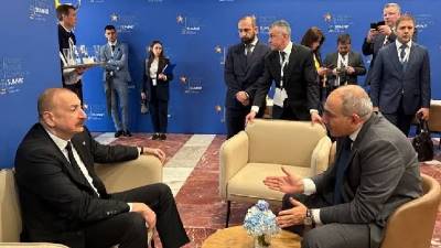 «Հրապարակ». Ադրբեջանի հետ սինխրոն աշխատում են. ՀՀ իշխանությունն էլ է փչացնում Ռուսաստանի հետ հարաբերությունները