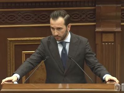 Այդքան խորը մի մտեք Սամվել Կարապետյանի քսակի մեջ.Կոնջորյանն առաջարկեց ՀԷՑ-ի հետ կապված ԱԺ-ում քննիչ հանձնաժողով ստեղծել