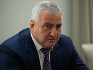 Սամվել Կարապետյանի փաստաբանական թիմը հայցադիմումներ է ներկայացնում վիրավորանքների և զրպարտության դեպքերով