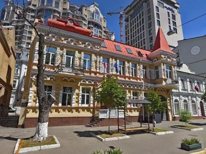 Консульство Польши пострадало во время российской атаки: Варшава обратилась к Трампу