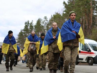 Russia, Ukraine hold new prisoner exchange after Putin-Trump phone call