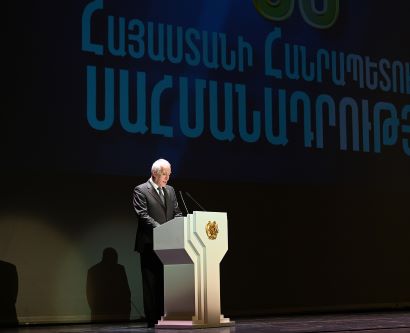 Սահմանադրությունը մեռած նորմերի ժողովածու չէ, այն պետք է լինի ժամանակի ազդակներին արձագանքող. նախագահ