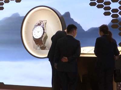 Լյուցեռնում շվեյցարական ժամացույցների վաճառողները տուժում են Թրամփի մաքսատուրքերից