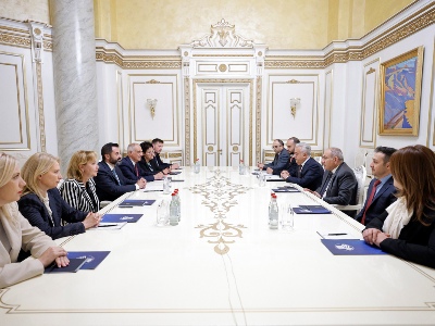 Փաշինյանն ընդունել է Սևծովյան առևտրի և զարգացման բանկի կառավարիչների խորհրդի տարեկան հանդիպման մասնակիցներին