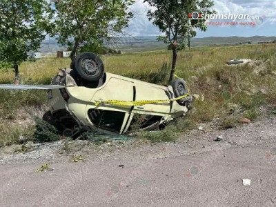 Երևան-Գյումրի-Բավրա ճանապարհին «Nissan March»-ը դուրս է եկել ճանապարհից, բախվել բետոնե սյանը և գլխիվայր շրջվել