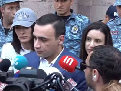 Էրդողանի գիրքը նվեր էր, Փաշինյանը պետք է հրաժարվե՞ր. վարչապետի աշխատակազմի ղեկավարի տեղակալ