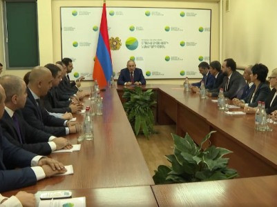 Սիմիդյանն ինքն է ինձ դիմել, որ իրեն ազատեմ պաշտոնից. Փաշինյանը ներկայացրեց ՇՄ նոր նախարարին