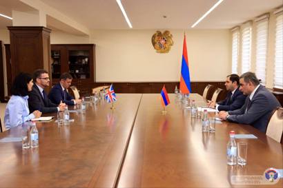 Papikyan received British ambassador