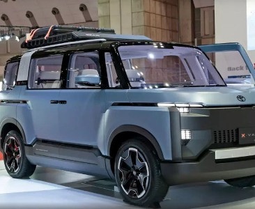 Toyota-ն «ամենագնաց» մինիվեն է մշակում