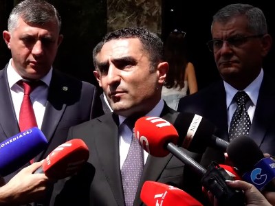 Այս պահին մասսայական ազատում չի նախատեսվում. Ղազինյանին կոչ եմ անում՝ հենց այսօր դիմում գրել. Ռոմանոս Պետրոսյան