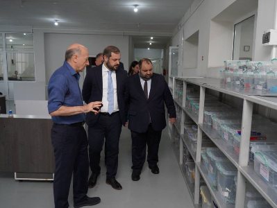Պապոյանն այցելել է տնտեսապես բարդ արտադրանք թողարկող «Thermorex» ընկերություն