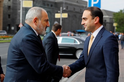 «Իրավունք». Փաշինյանն Ավինյանից «ատչոտ» է պահանջել. պատասխանը նրան հունից հանել է