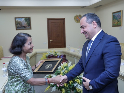 Քննչական կոմիտեի նախագահ Արթուր Պողոսյանն ընդունել է ՀՀ-ում Հնդկաստանի դեսպանին