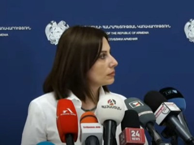 «Ինչո՞ւ չնախաձեռնի, կա՞ կաշկանդող բան. Ոչ». Ավանեսյանը՝ «Կանոնագիրք հայոց»–ը փոփոխելու Փաշինյանի առաջարկի մասին