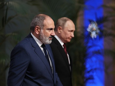Пашинян направил телеграмму соболезнования Путину