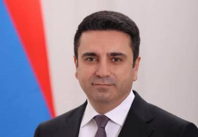 «Հրապարակ». Իջել է բլոգերների մակարդակին