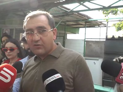 Մինչև ուրբաթ եթե ձեր հարցերը լուծում չստանան, ձեզ եկող ուրբաթ սպասում եմ քաղաքապետարանում. Աշտարակի քաղաքապետ