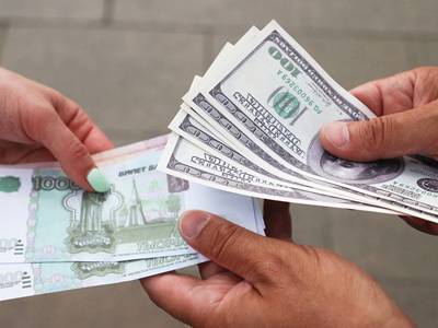 Иностранным инвесторам из недружественных стран разрешили покупать валюту в России