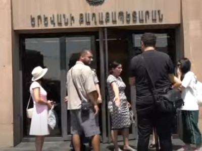 «Ինչքա՞ն ենք օձերի մեջ ապրելու, մարդ ենք չէ՞». վարդաշենցի