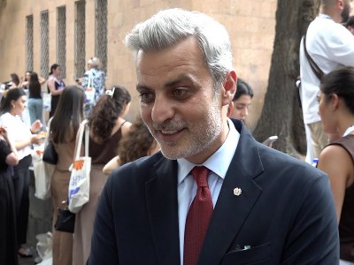 Լոպեսի թիմը ոչ թե 2, այլ 11 օր է մնացել Հայաստանում. փոխնախարարը` համերգի ծախսերի մասին