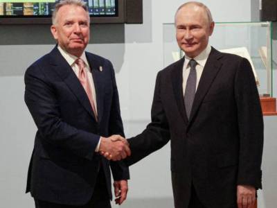 Putin-Witkoff meeting ends in Kremlin