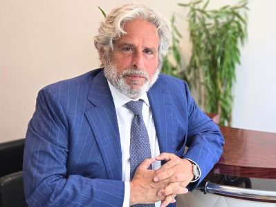 Հրատապ այց․ ինչո՞ւ է Երևան գալիս ամերիկացի սկանդալային իրավապաշտպանը