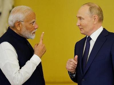 После переговоров с лидером Китая Путин созвонился с премьер-министром Индии