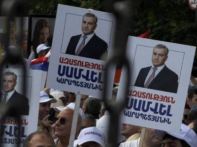 Սամվել Կարապետյանի հավաքին մասնակցած ու կալանավորված անձանցից մեկը ազատ արձակվեց