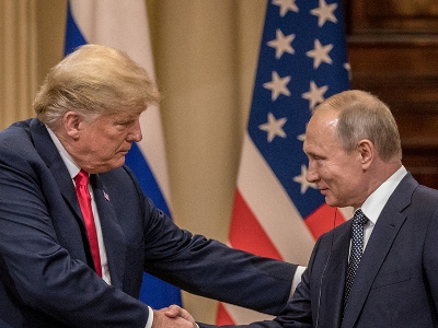 Белый дом: Трамп встретится с Путиным в Аляске один на один