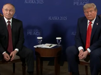 Трамп и Путин воздержались от вступительных слов перед началом переговоров в узком составе