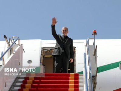 Президент Ирана прибыл в Армению