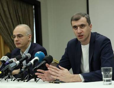 «Грапарак»: На невластном поле Армении ведутся активные консультации вокруг новых форматов
