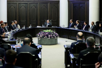 «Փաստ». Ժողովրդավարության վերջնական ապամոնտաժումը Փաշինյանի ձեռամբ