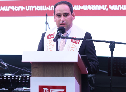 Դավիթ Խուդաթյանը ներկա է եղել ՃՇՀԱՀ-ի շրջանավարտների ավարտական փաստաթղթերի հանձնման արարողությանը