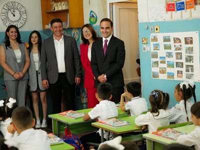 Մեր քաղաքը ապրում է ու զարգանում է մեր երեխաների գիտելիքներով ու երազանքներով. Տիգրան Ավինյան