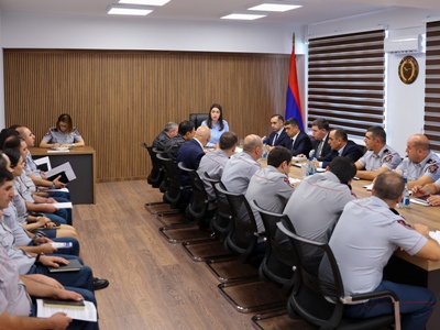 Պետությանը և համայնքին պատճառված նյութական վնասը կազմել է շուրջ 3,44 մլրդ դրամ․ՆԳ նախարարը խորհրդակցություն է անցկացրել