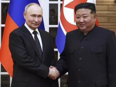 В Кремле рассказали о возможности встречи Путина и Ким Чен Ына в Пекине