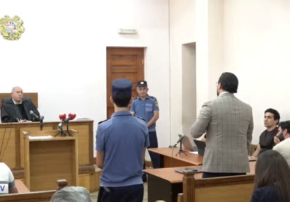 Լևոն Քոչարյանի գործով դատավարության դատավորին ինքնաբացարկ է հայտարարվել